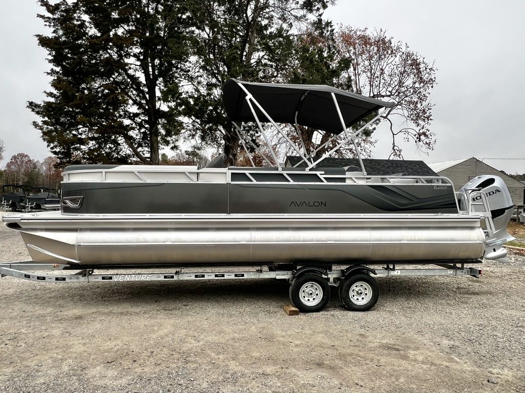 New Avalon Venture 85 25 Elite Windshield Triple Toon IN STOCK