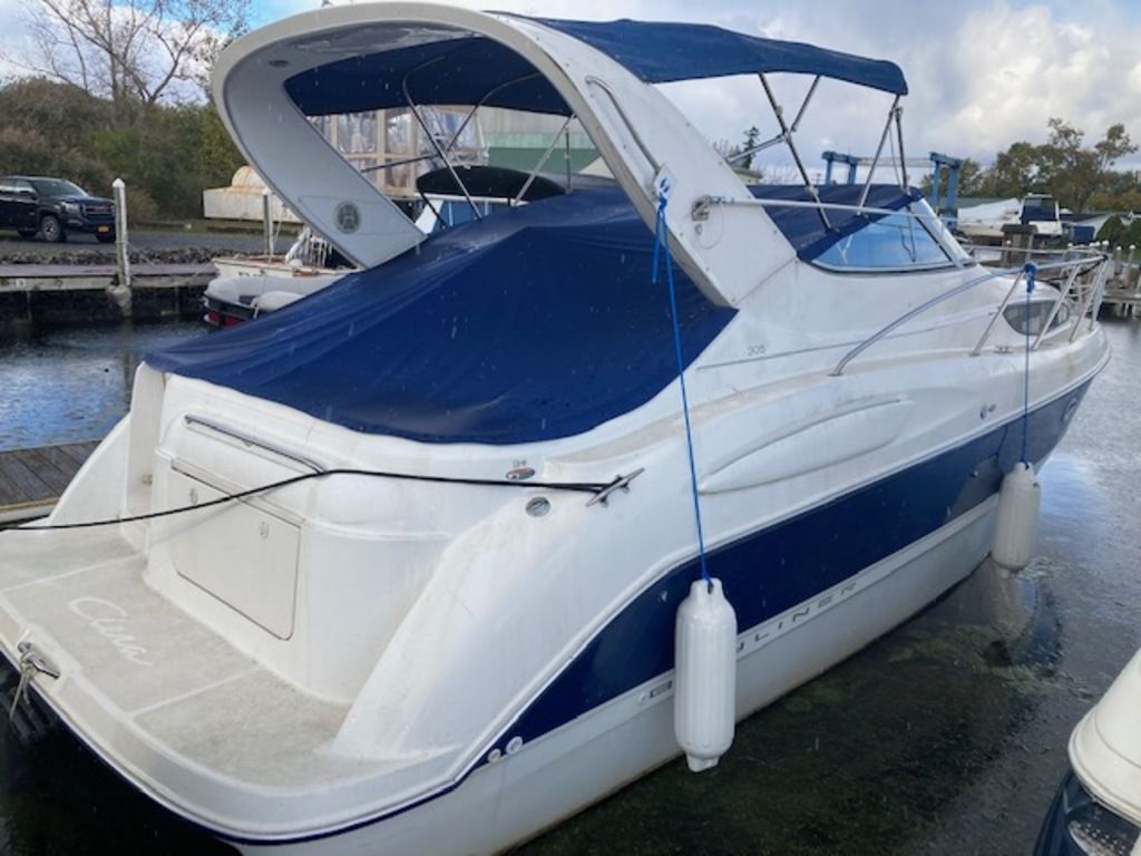 Used Bayliner 3055 Ciera 2004 for sale in central square, New York