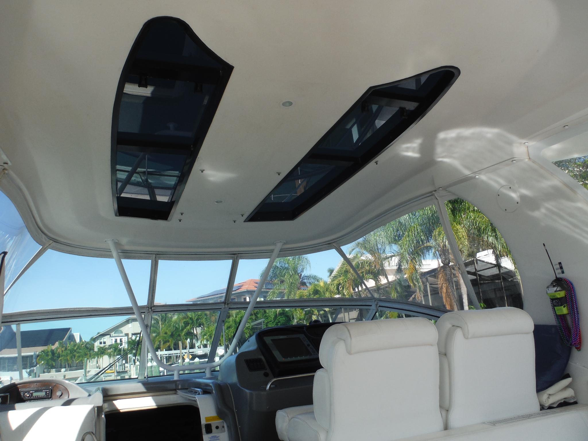 Used 2005 Cruisers Yachts 455 Express Motoryacht for sale in tierra