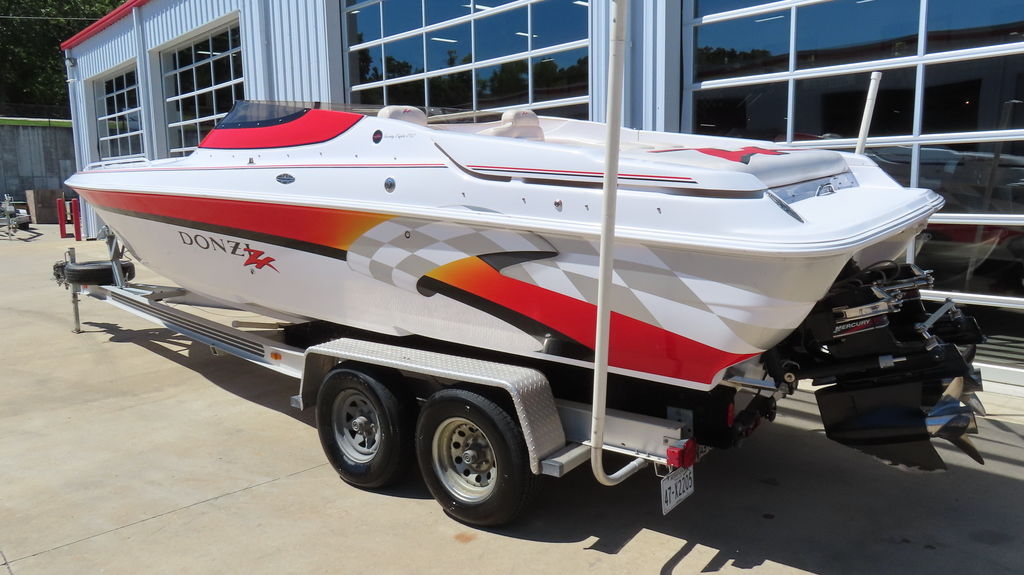 Used DONZI 28 ZX OPEN 2001 for sale in osage beach, Missouri