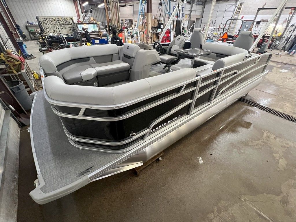 New Princecraft Vectra 21 RL Swingback Lounge Pontoon