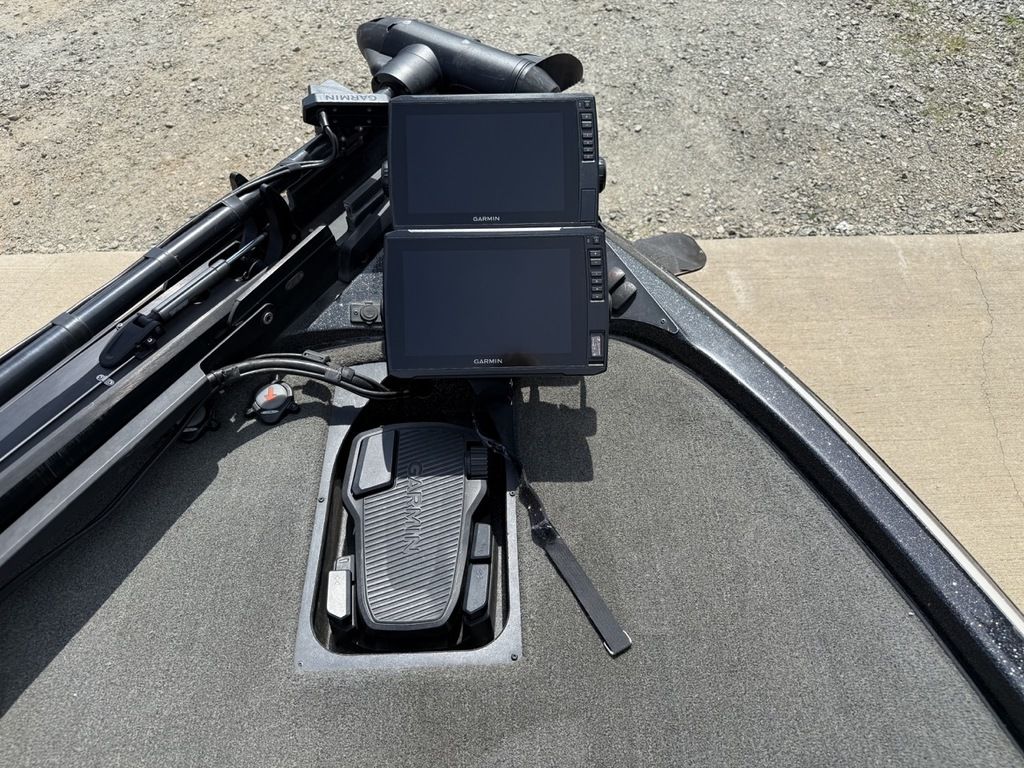 30台限定! HAO BASS LINER Storm Color Silver New Skeeter ZXR19 2025 for sale in Morganton, North Carolina