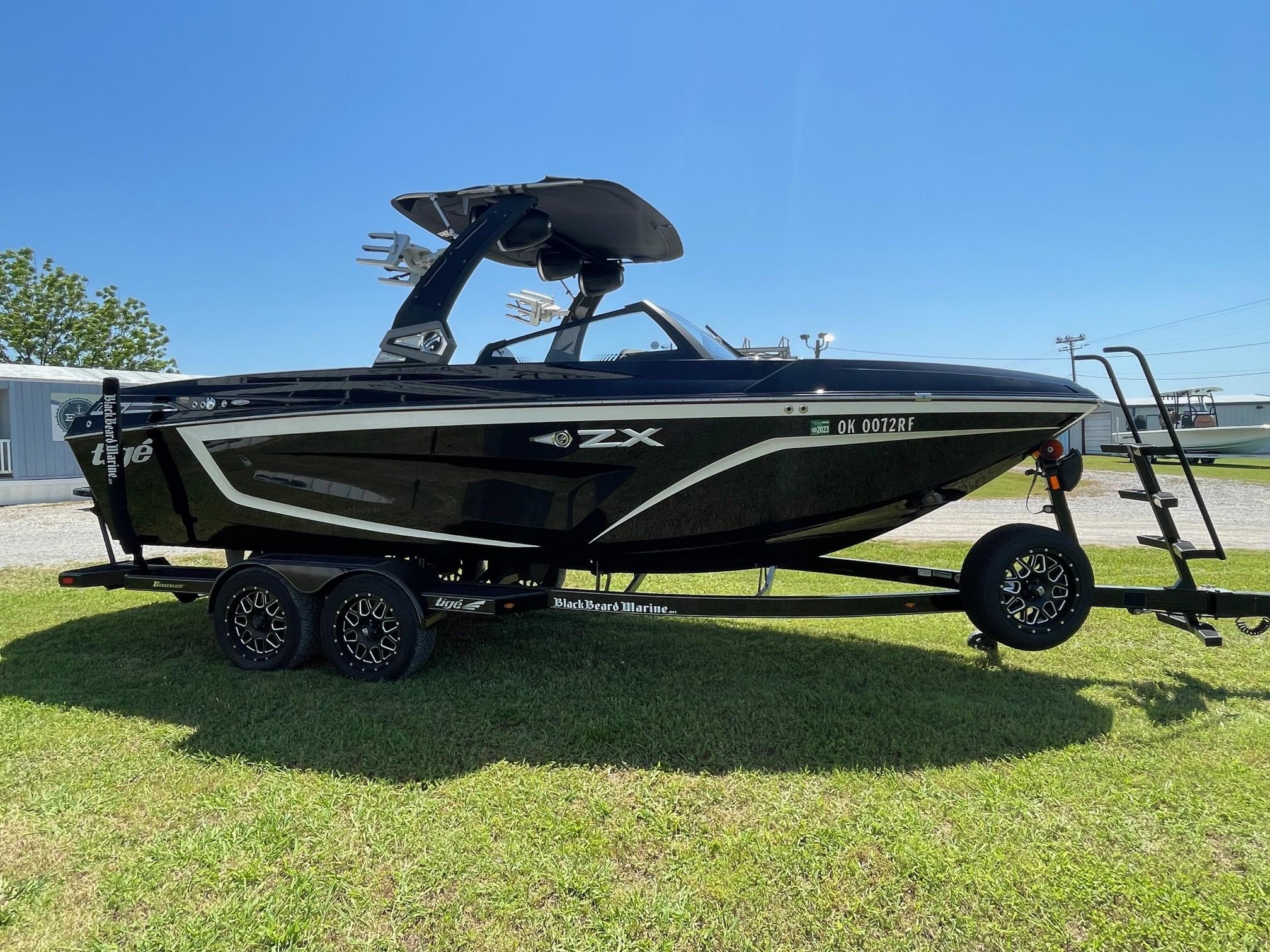 Used 2007 Supra Sunsport 22 V for sale in aubrey, Texas