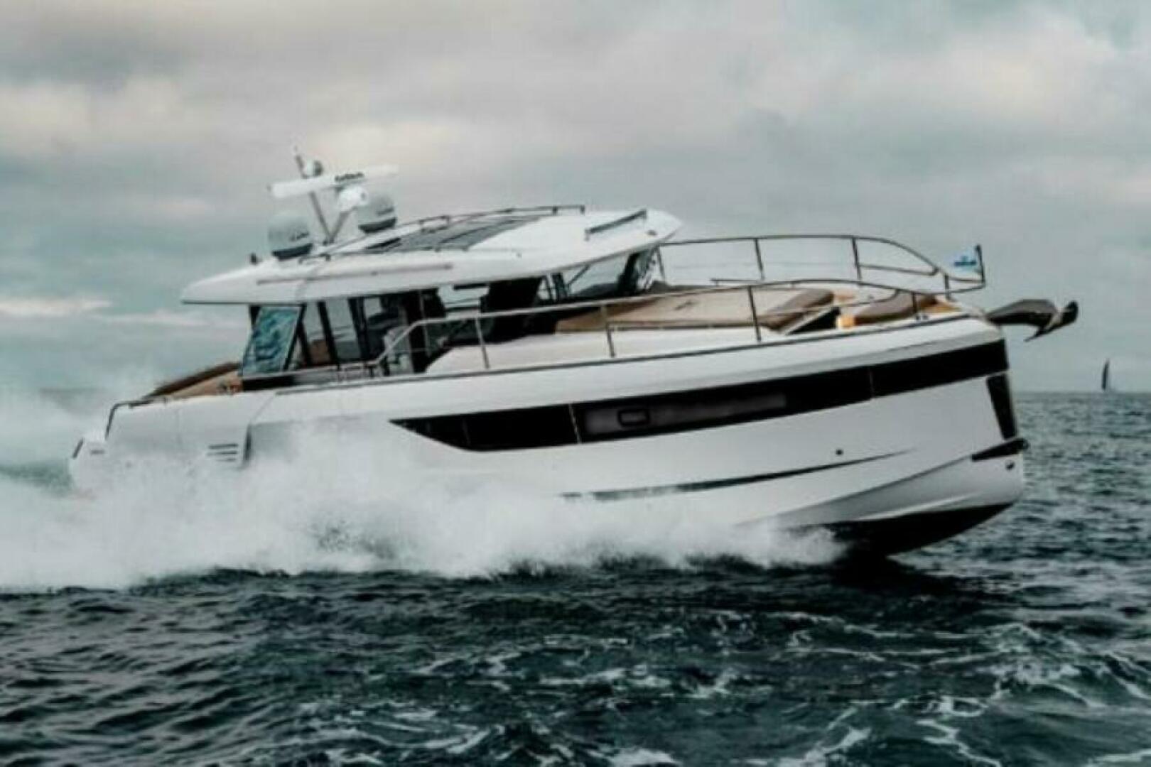 New Wellcraft 44 Explorer 2025 for sale in sarasota, Florida