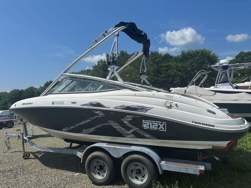 Used Yamaha 212X 2008 for sale in Naples, Maine - Boatzon.com