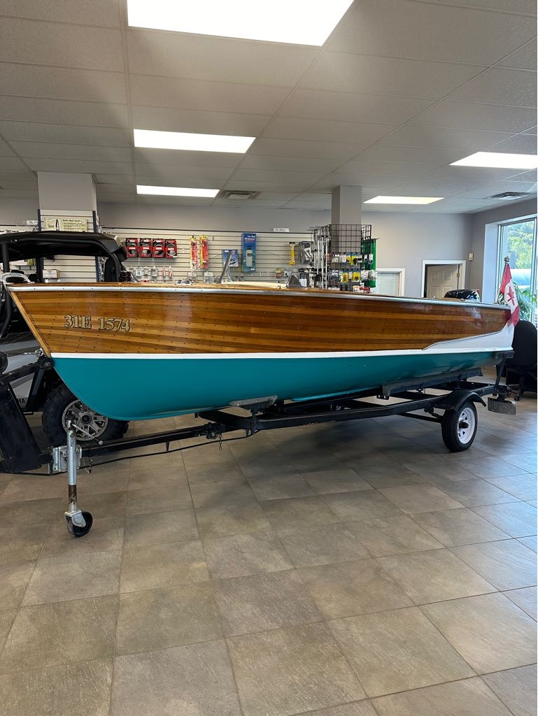 Used 1952 LAKEFIELD MINAKI for sale in huntsville, Ontario