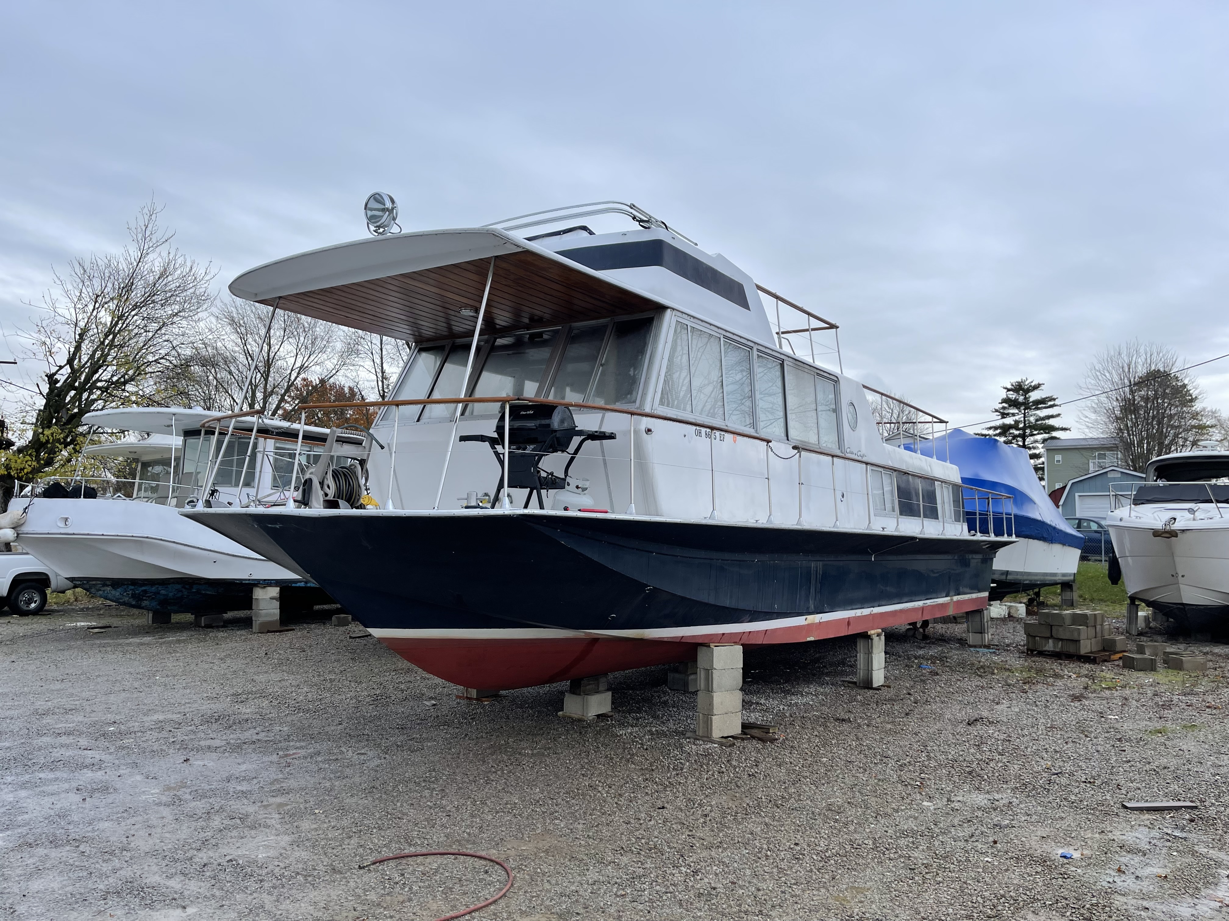 Used Chris Craft Aquahome 1969 for sale in Millersport, Ohio