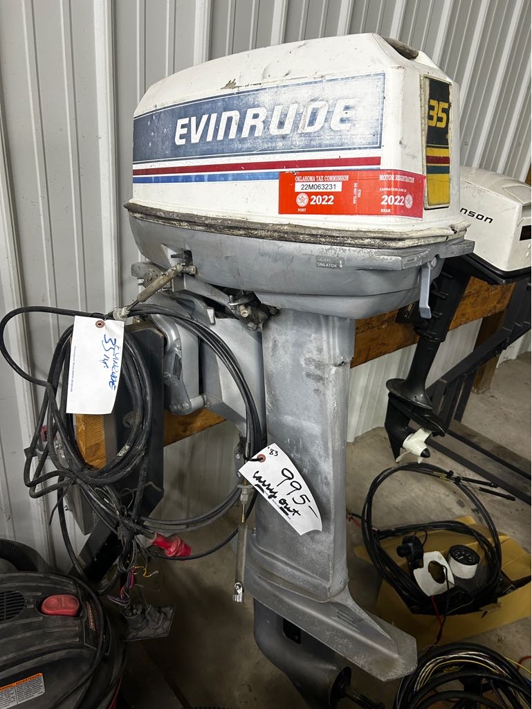 Used 1983 Evinrude 35hp Evinrude 2 stroke 20 outboard motor with