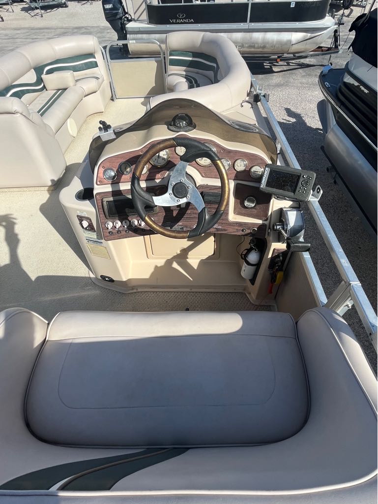 Used 2000 Premier Grand Majestic TriToon for sale in graford, Texas