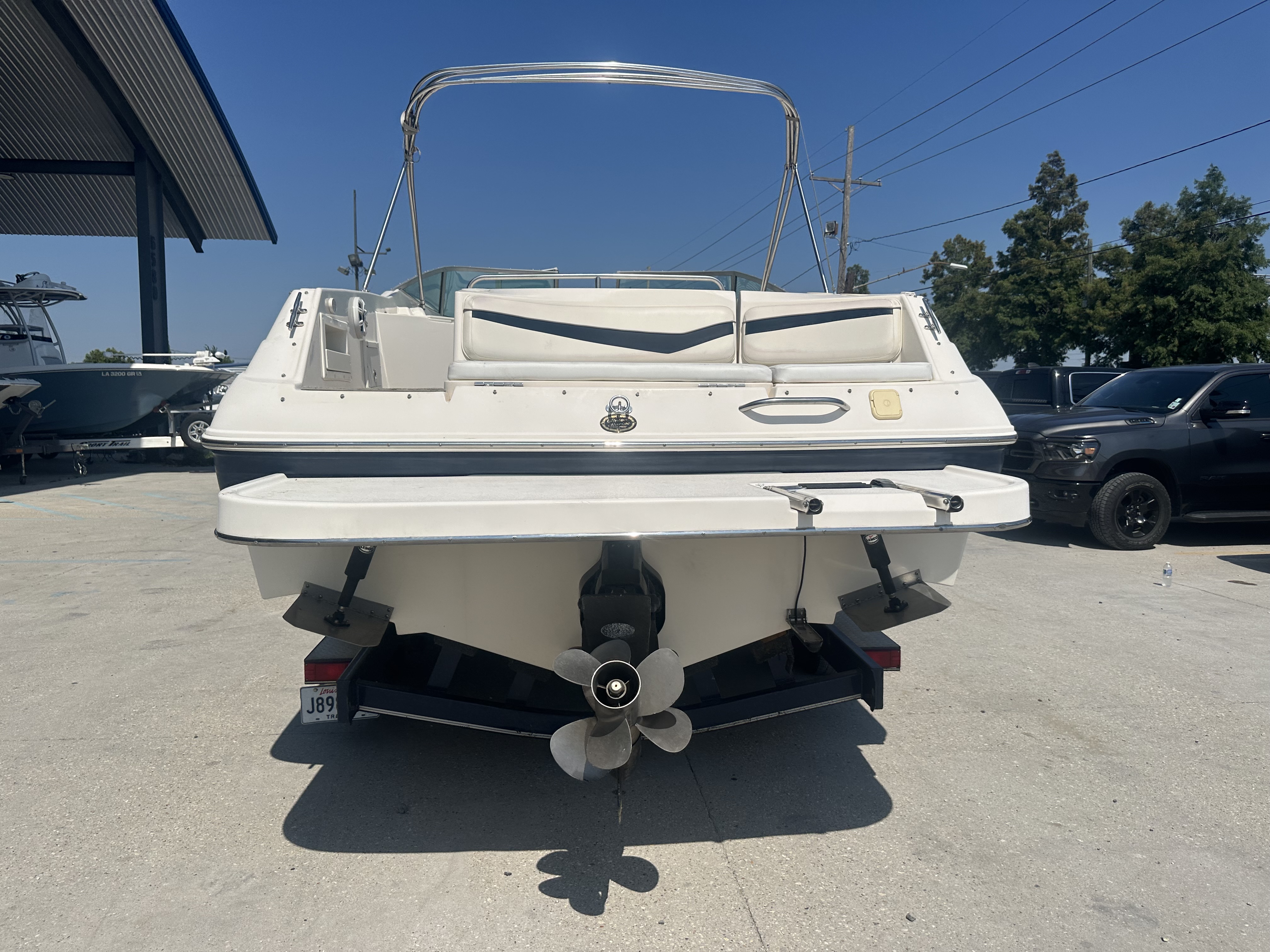 Used Rinker 28 2003 for sale in Marrero, Louisiana - Boatzon.com