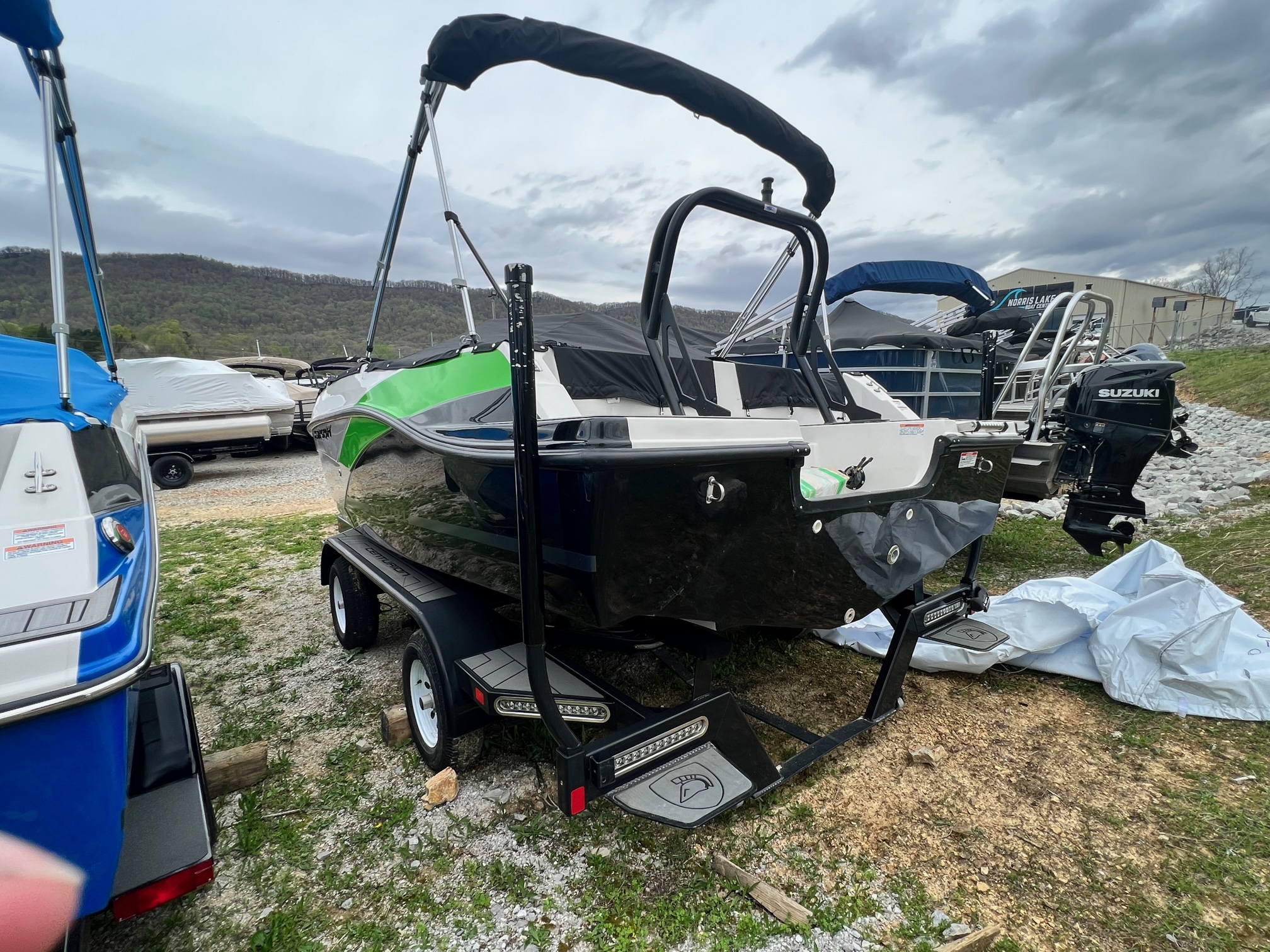 New 2023 Starcraft SVX191 for sale in lafollette, Tennessee