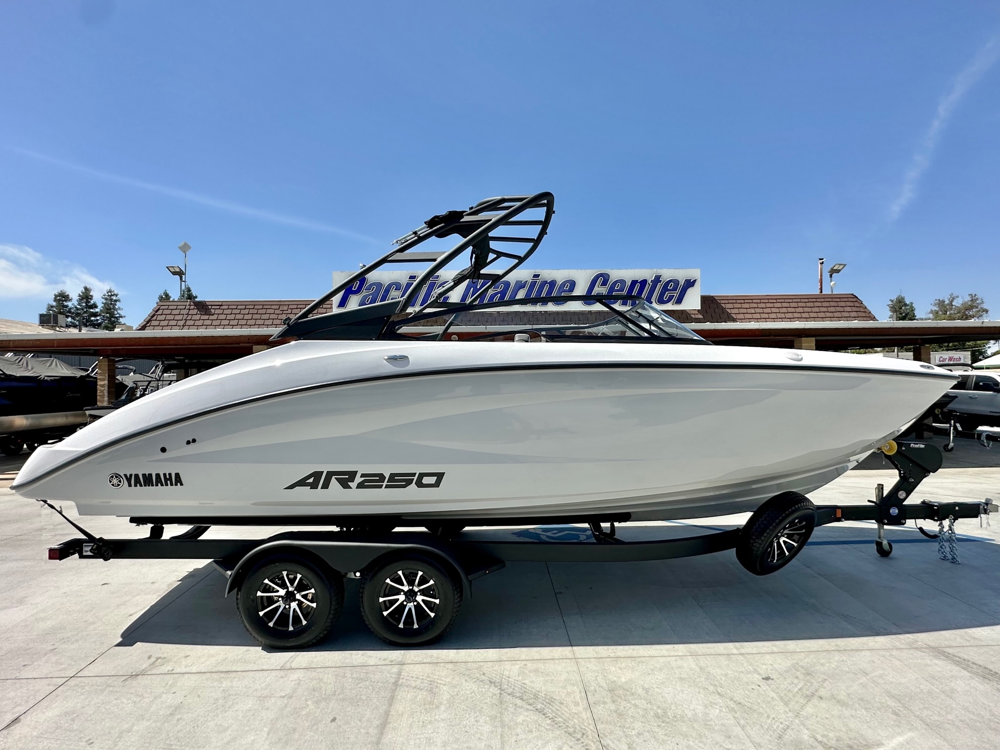 New 2025 Yamaha AR250 w Twin 18L High output motors for sale in