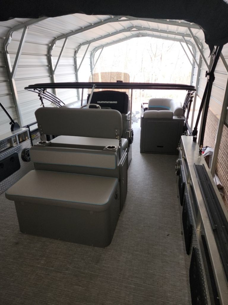 Used Angler Qwest 8524 Pro Troll Triple Tube 2022 for sale in union