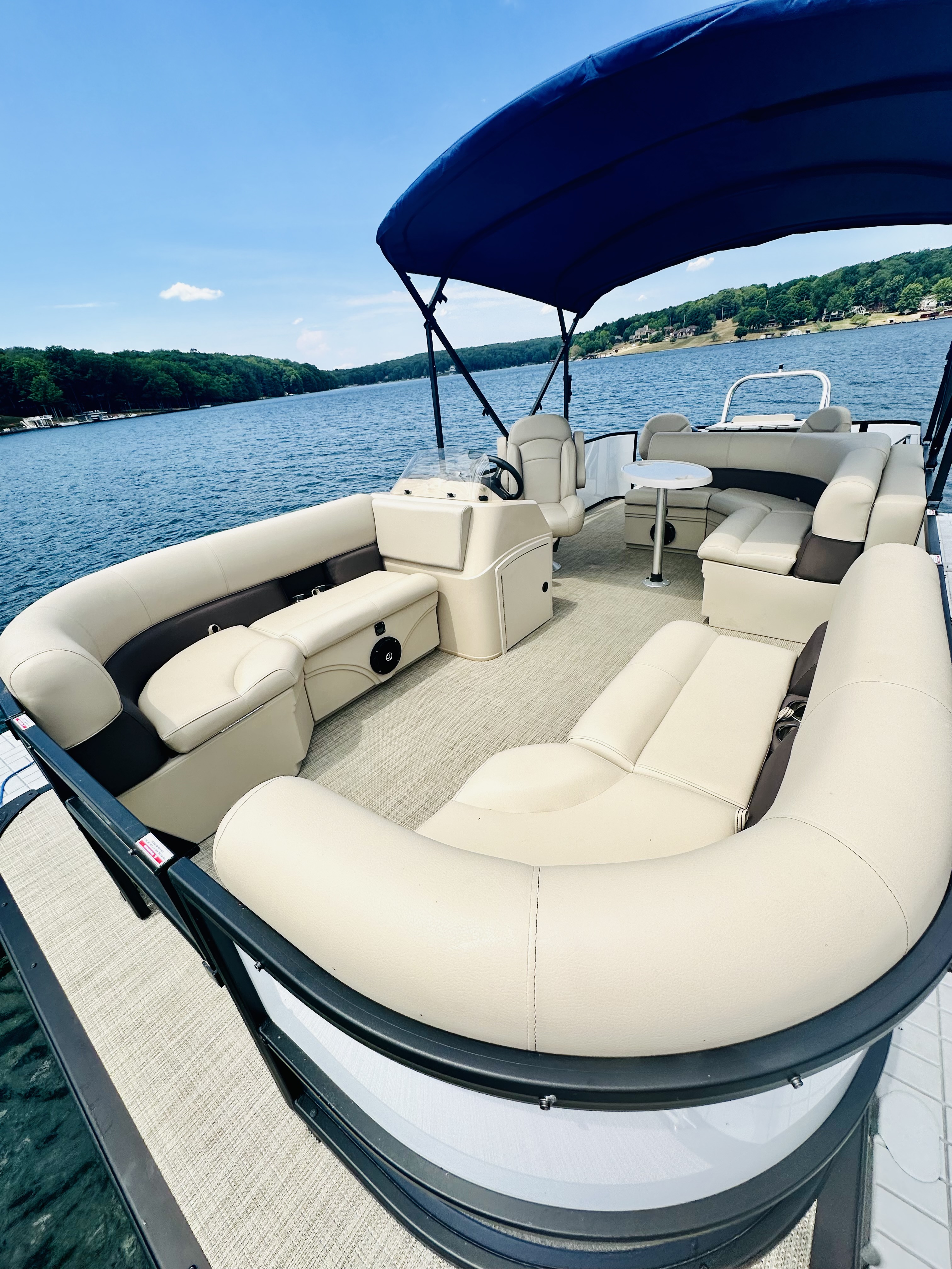 2024モデル 新品未使用 BENTL TRANSFER サイズM Used BENTLEY PONTOON 2024 for sale in central city, Pennsylvania