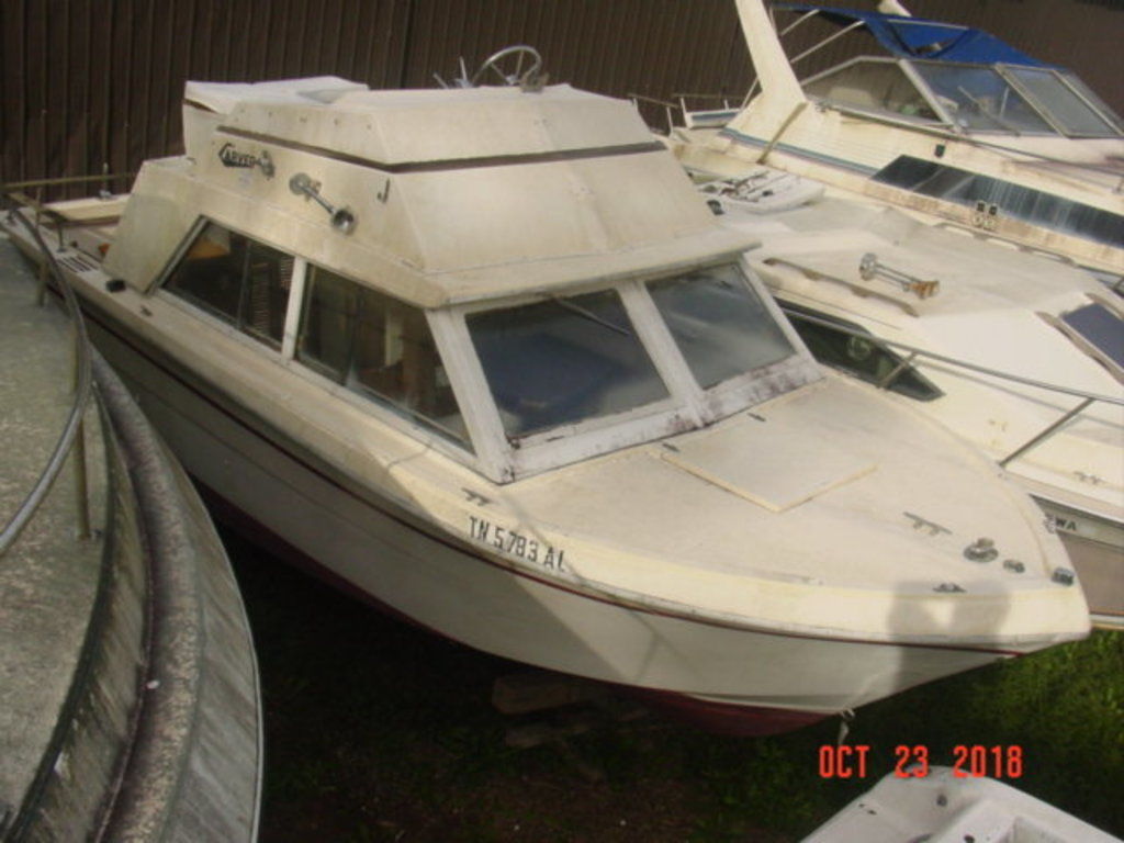 Used Carver 25 Santa Cruz Mercruier 57 1978 for sale in