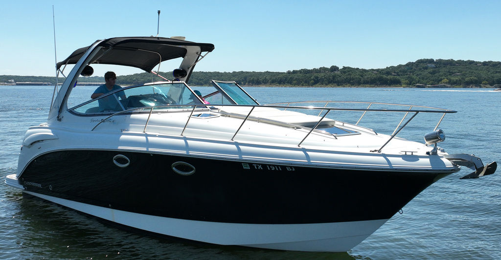 Used Chaparral 310 Signature 2009 for sale in Lewisville, Texas