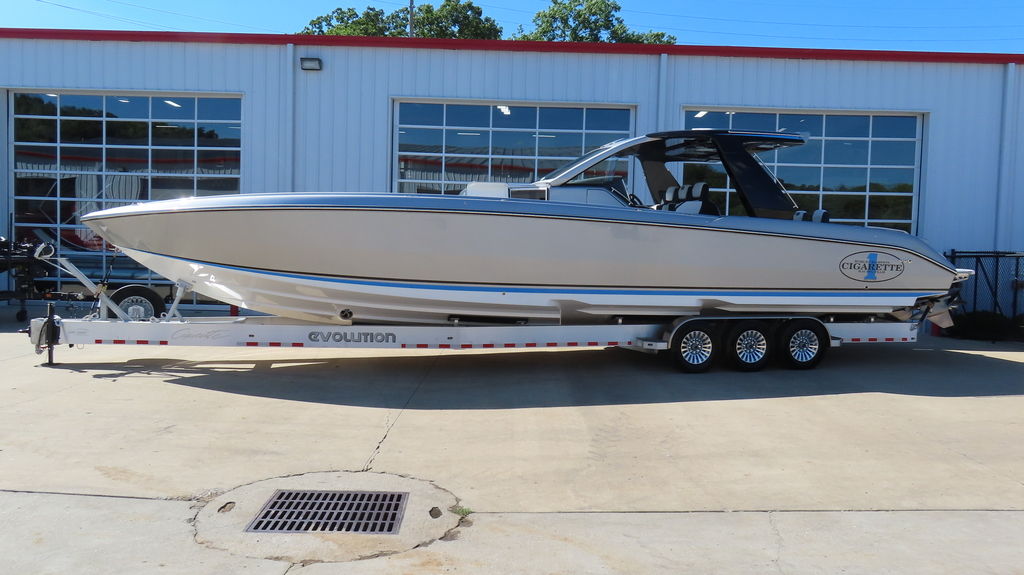 cigarette nighthawk price 2025 41' Yacht For Sale in North Miami Beach FL Cigarette 41 Nighthawk boats for