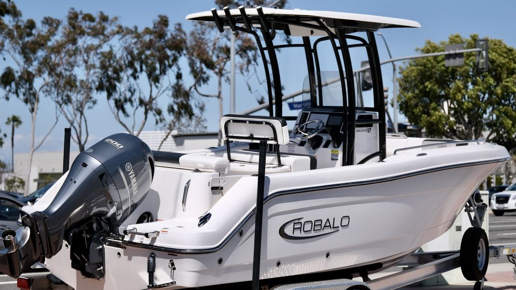 Robalo R222 New New Robalo R222 2022 for sale in lake elsinore, California - Boatzon.com