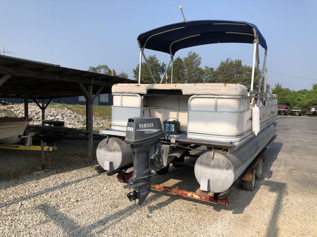 Used SUNCHASER 824 2003 for sale in speedwell, Tennessee
