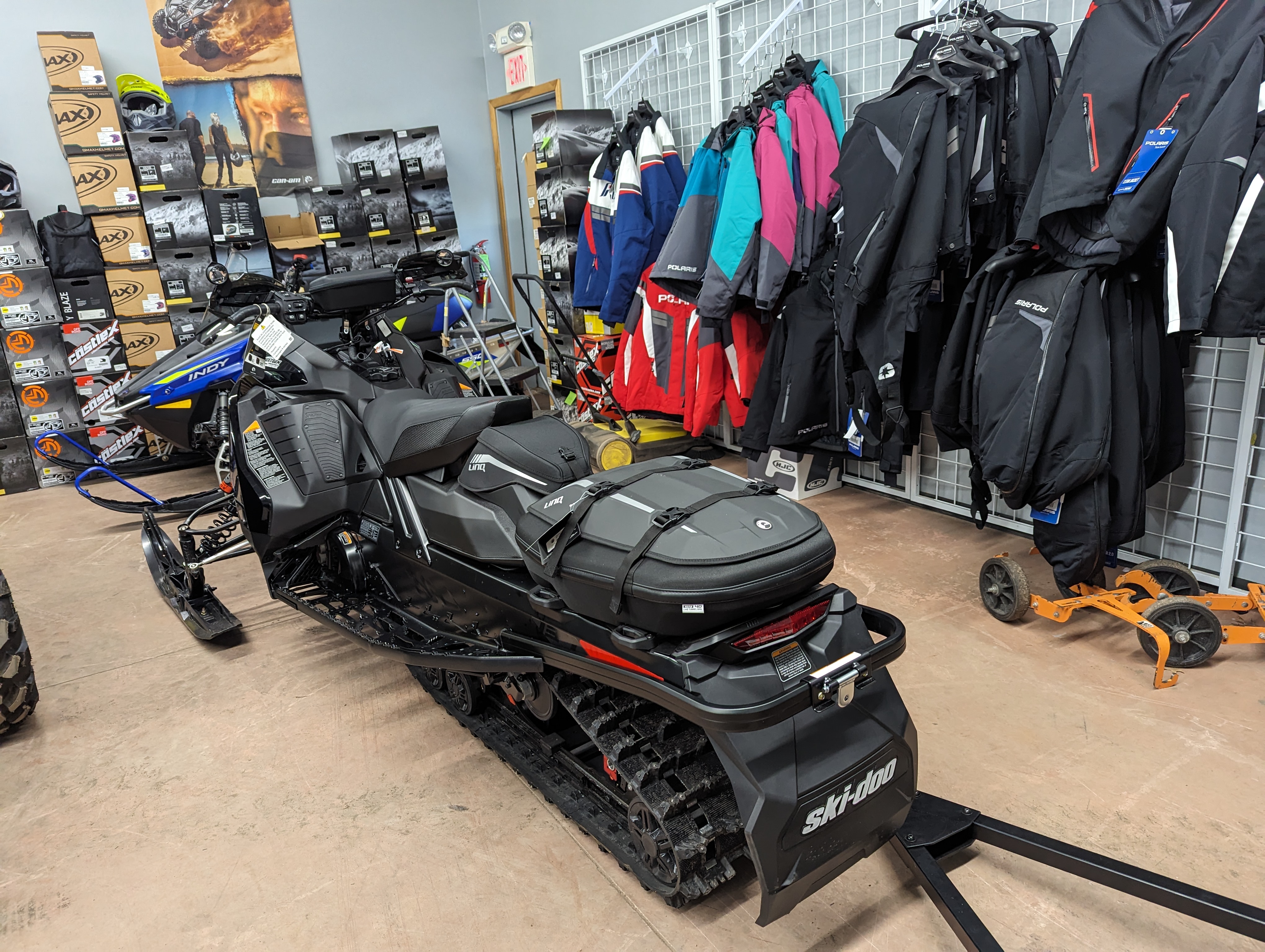 New 2024 SkiDoo SM MXZ BLZ 850 BK 137 12IR 24 for sale in Webb
