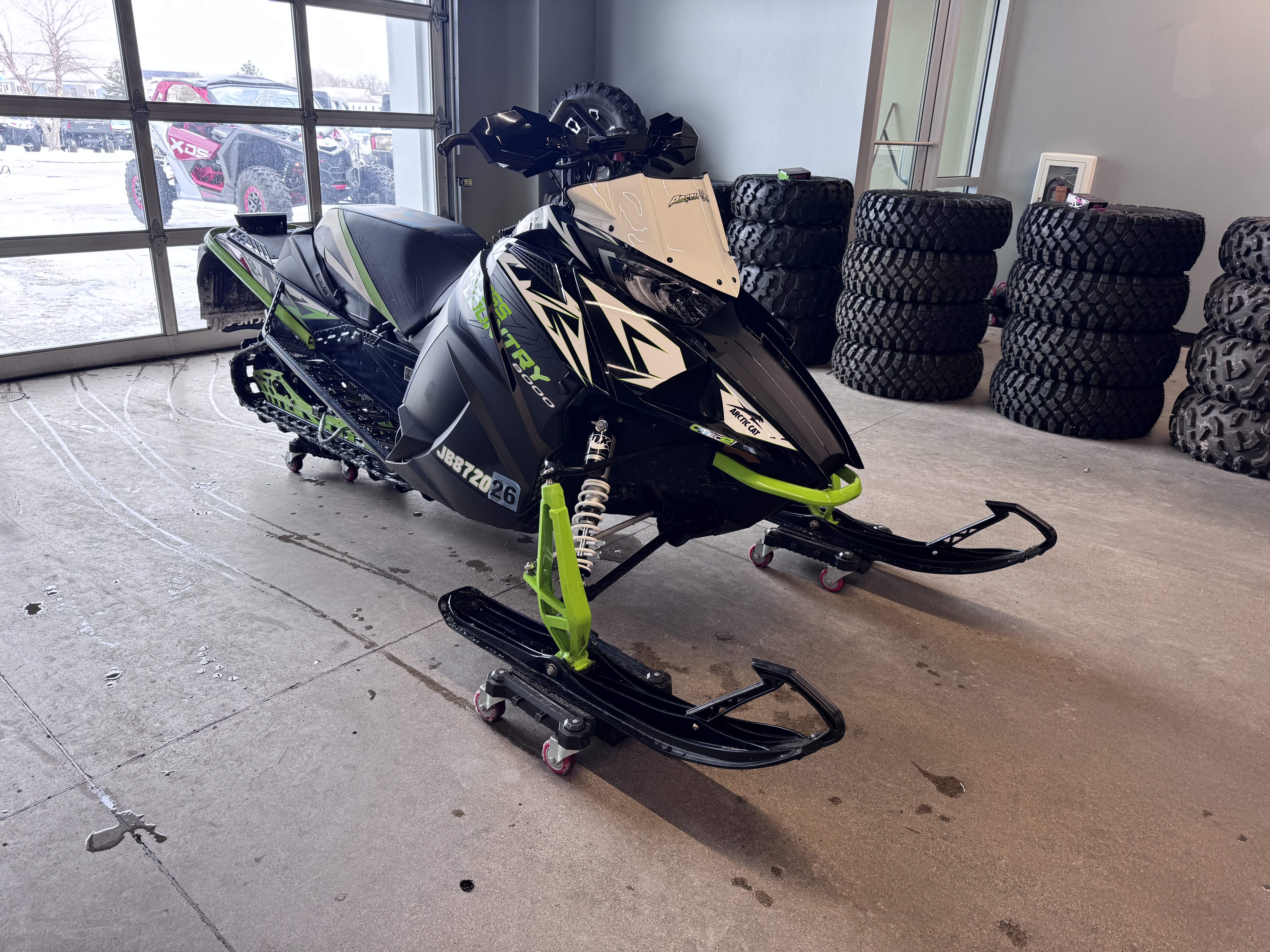 Used Arctic Cat XF CROSS COUNTRY 8000 LIMITED ES 2018 for sale in
