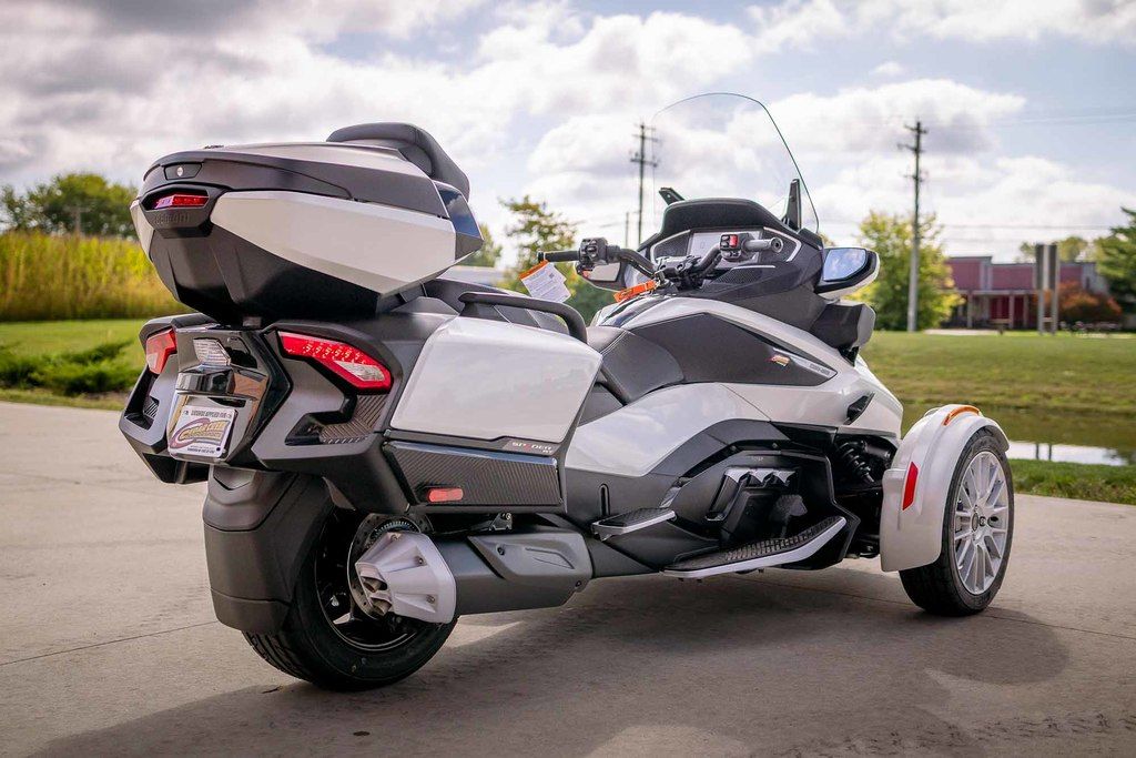 New Can-Am® Spyder RT Limited Platine 2026 for sale in Jackson