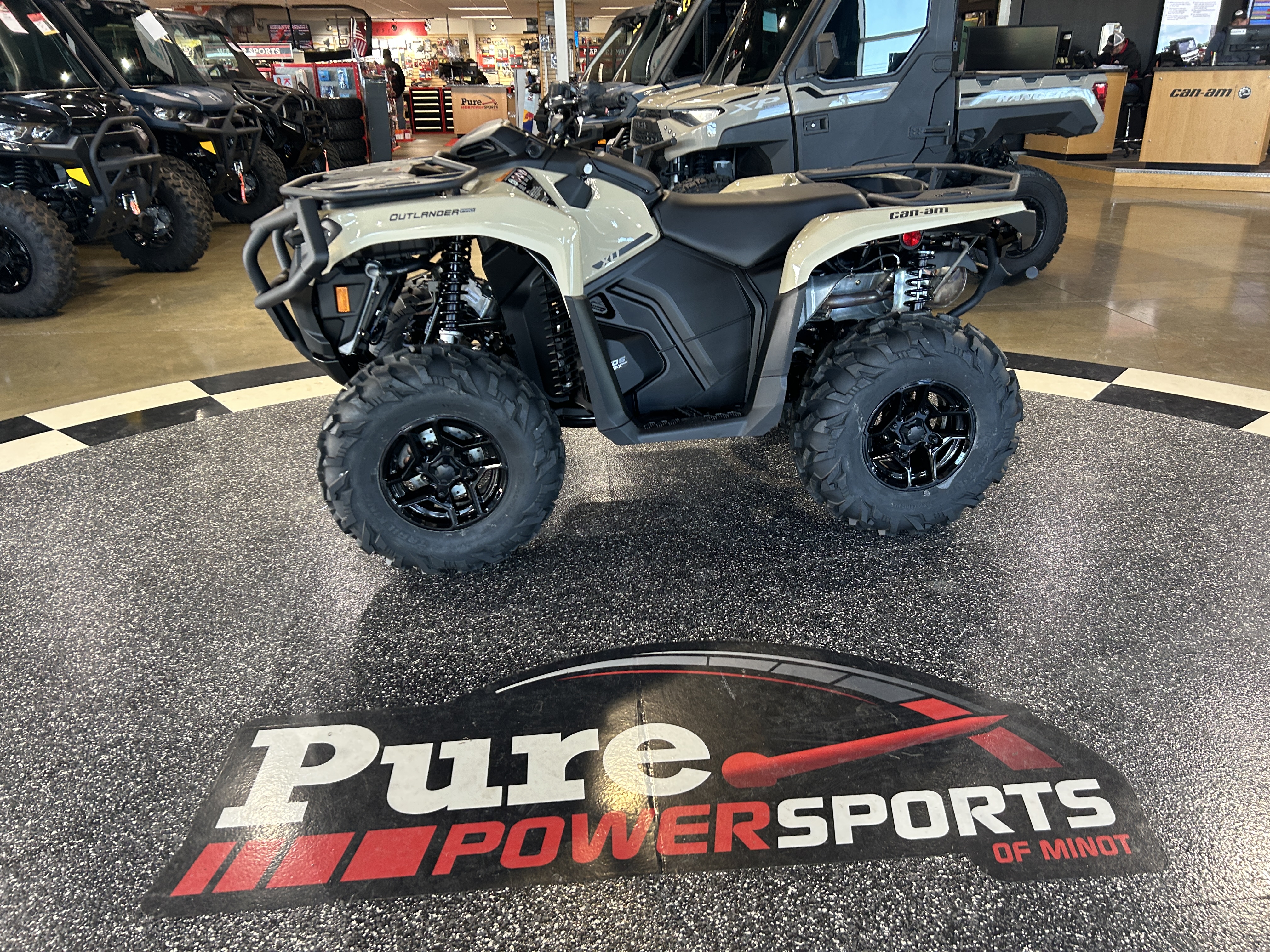 New CanAm ATV OUTL PRO XU HD5 GN 25 500cc 2025 for sale in Minot