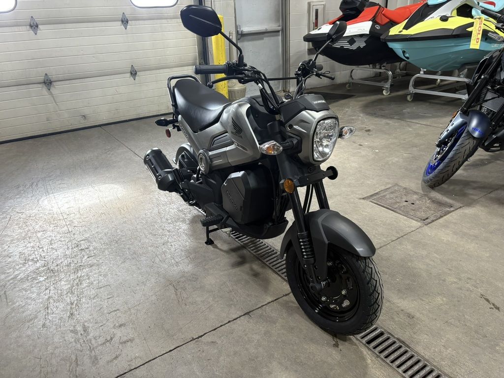 New Honda® Navi Arctic Silver Metallic 2024 for sale in Lake Villa
