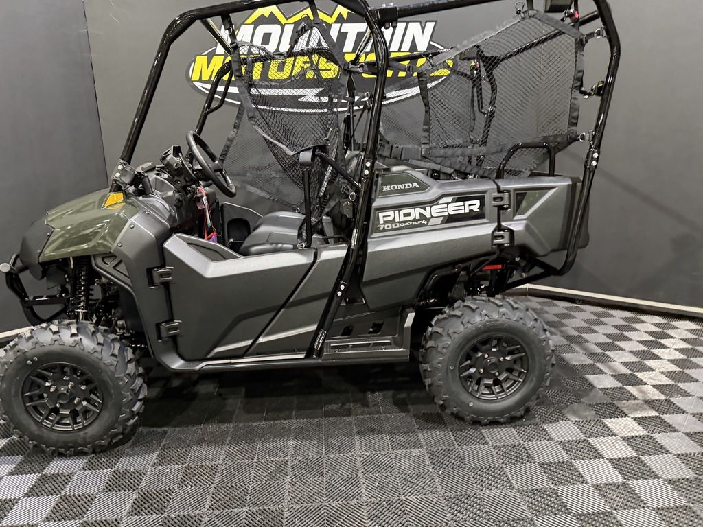 honda-r-pioneer-7004-deluxe-