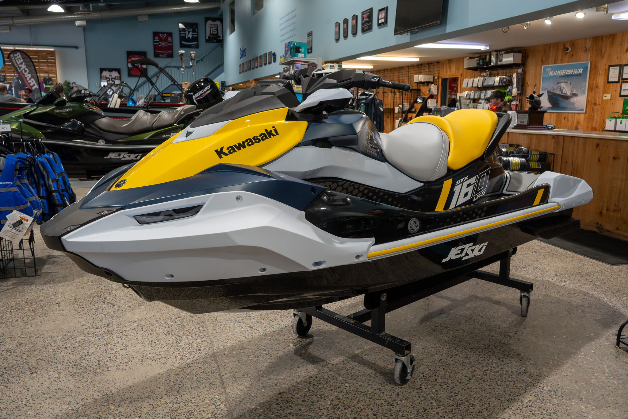 DS-X グライダー イエロー/ホワイト New Kawasaki Jet Ski STX 160LXS 2026 for sale in Ottawa, Ontario