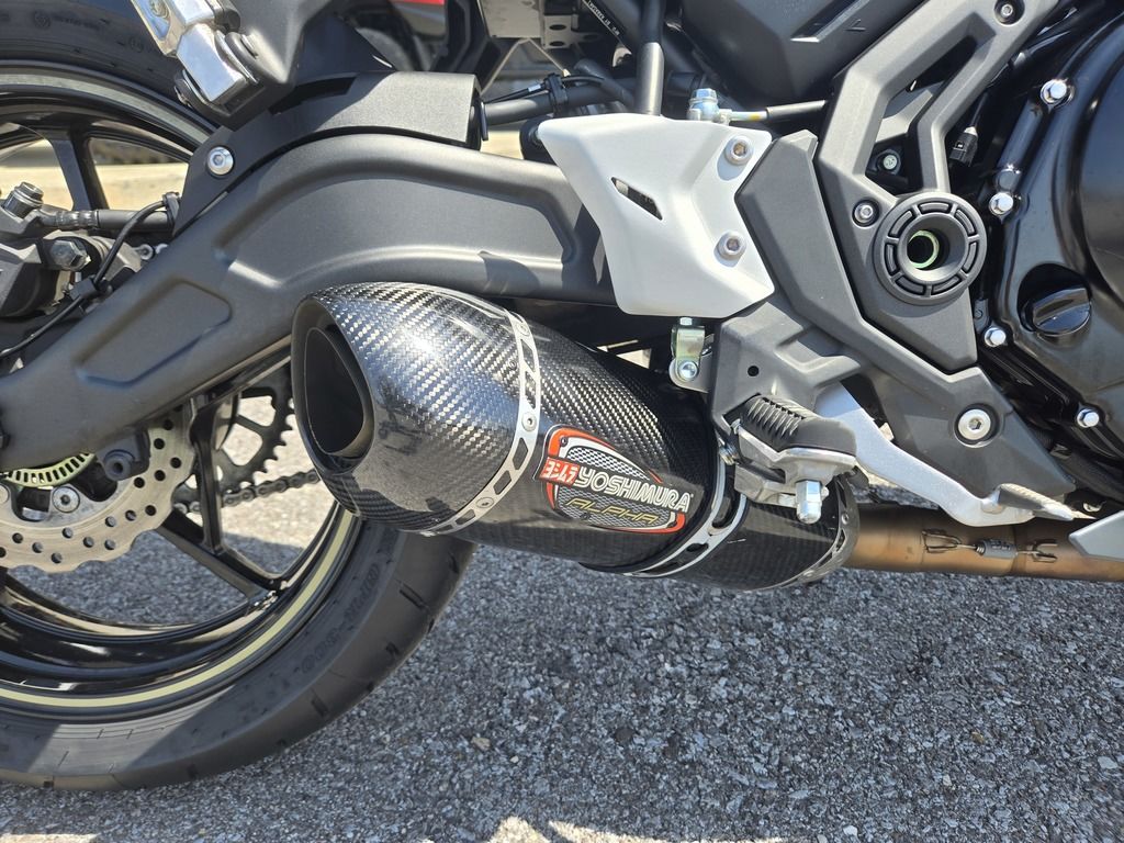 Used Kawasaki Ninja 650 ABS Metallic Covert GreenMetallic Spark