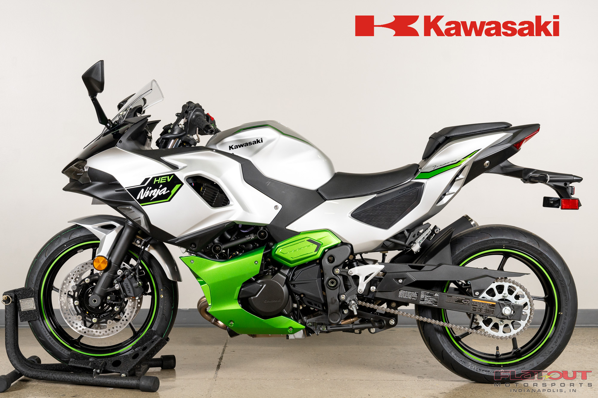kawasaki-ninja-7-hybrid-abs-