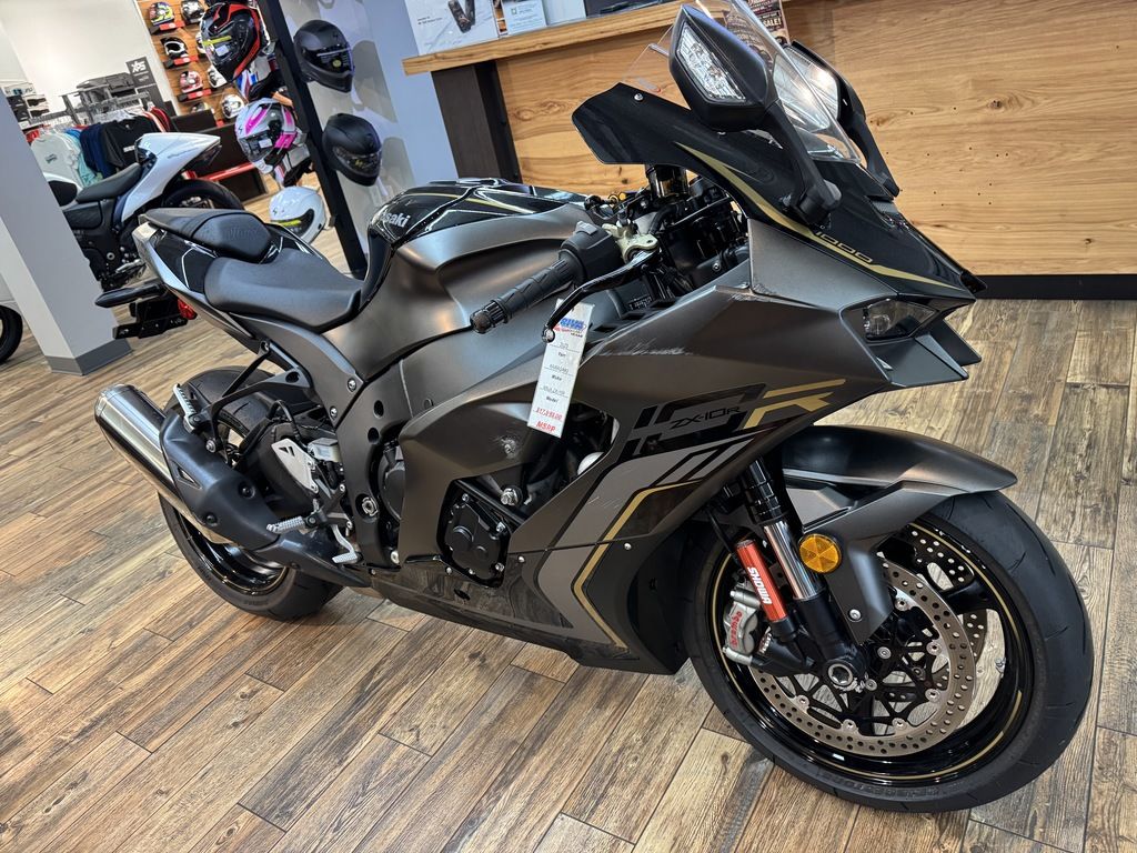 Used Kawasaki Ninja ZX10R 2023 for sale in Miami, Florida