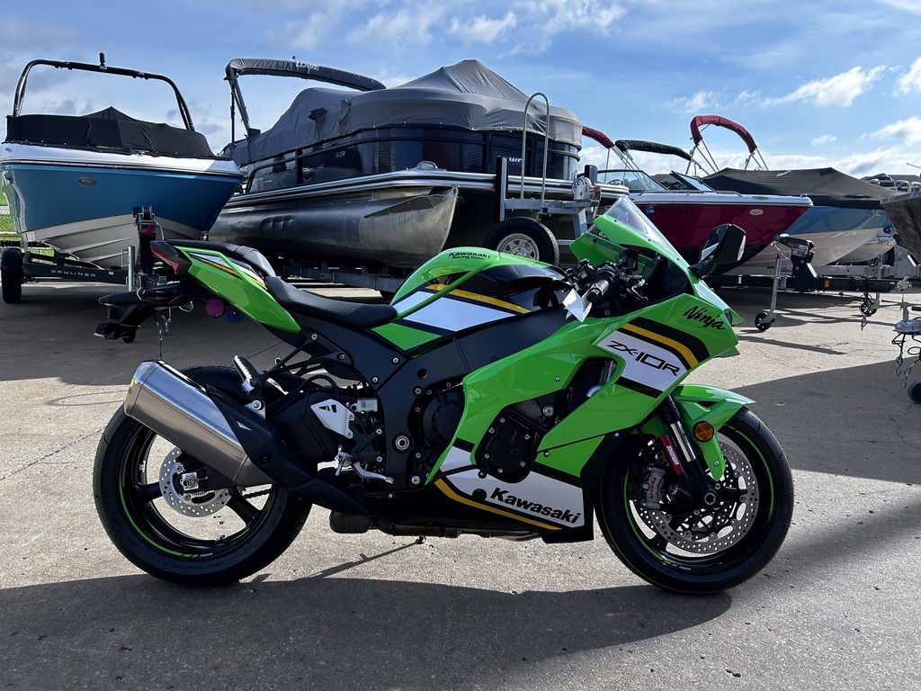 Ｔｈｅ２０ｔｈＡＮＮＩＶＥＲＳＡＲＹＦＩＮＡＬ！ＳＴＡＲＴＩＮＧＯＶＥＲ２０１４ Used Kawasaki Ninja ZX4RR 40th Anniversary Edition ABS 2024