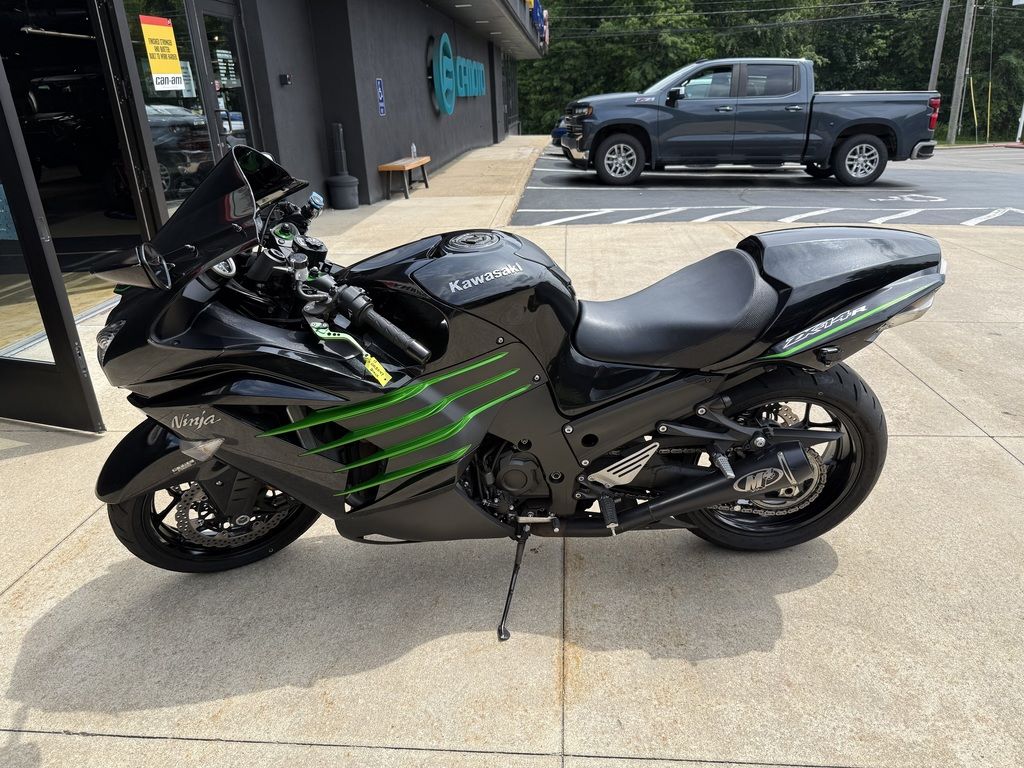 Used Kawasaki Ninja ZX14R ABS 2017 for sale in Niles, Ohio