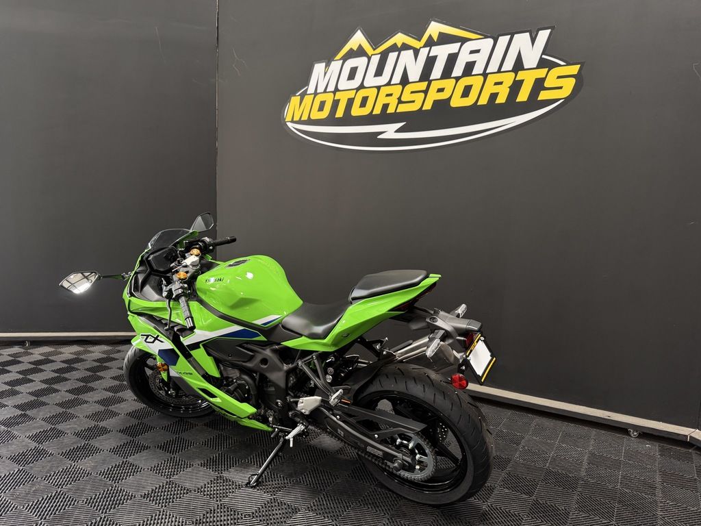 R  Buy Performance Package w/ Alien Head 2 Polished ZX-14R (12-17
