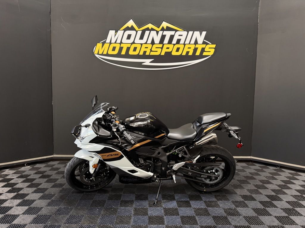 kawasaki-ninja-zx4rr-abs-2026-