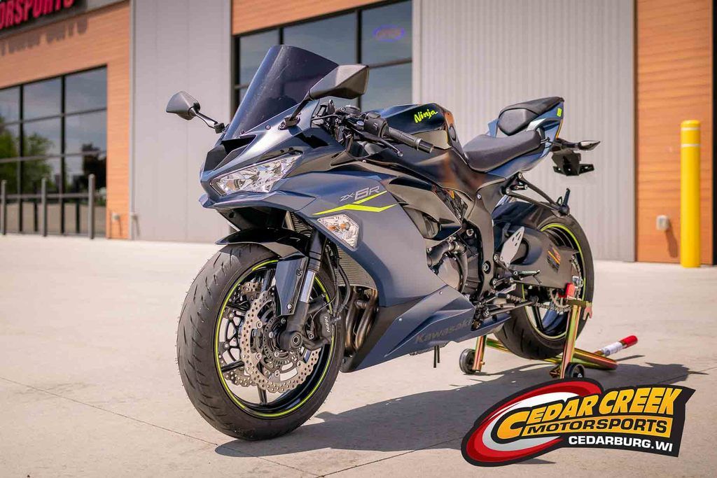 Used Kawasaki Ninja ZX6R Metallic Matte Twilight BlueMetallic