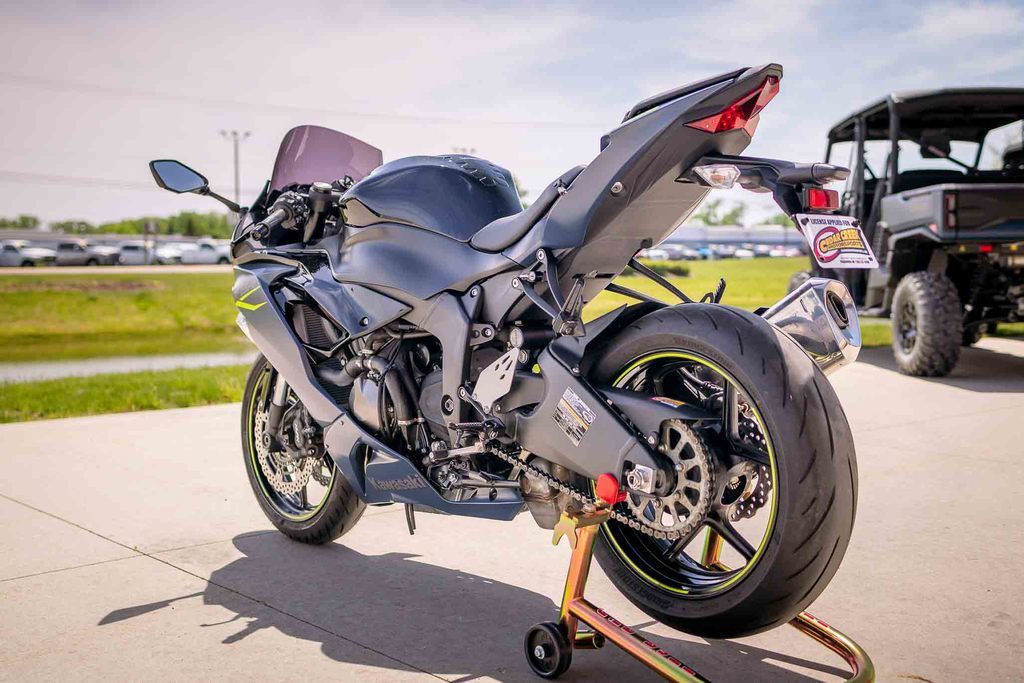 Used Kawasaki Ninja ZX6R Metallic Matte Twilight BlueMetallic