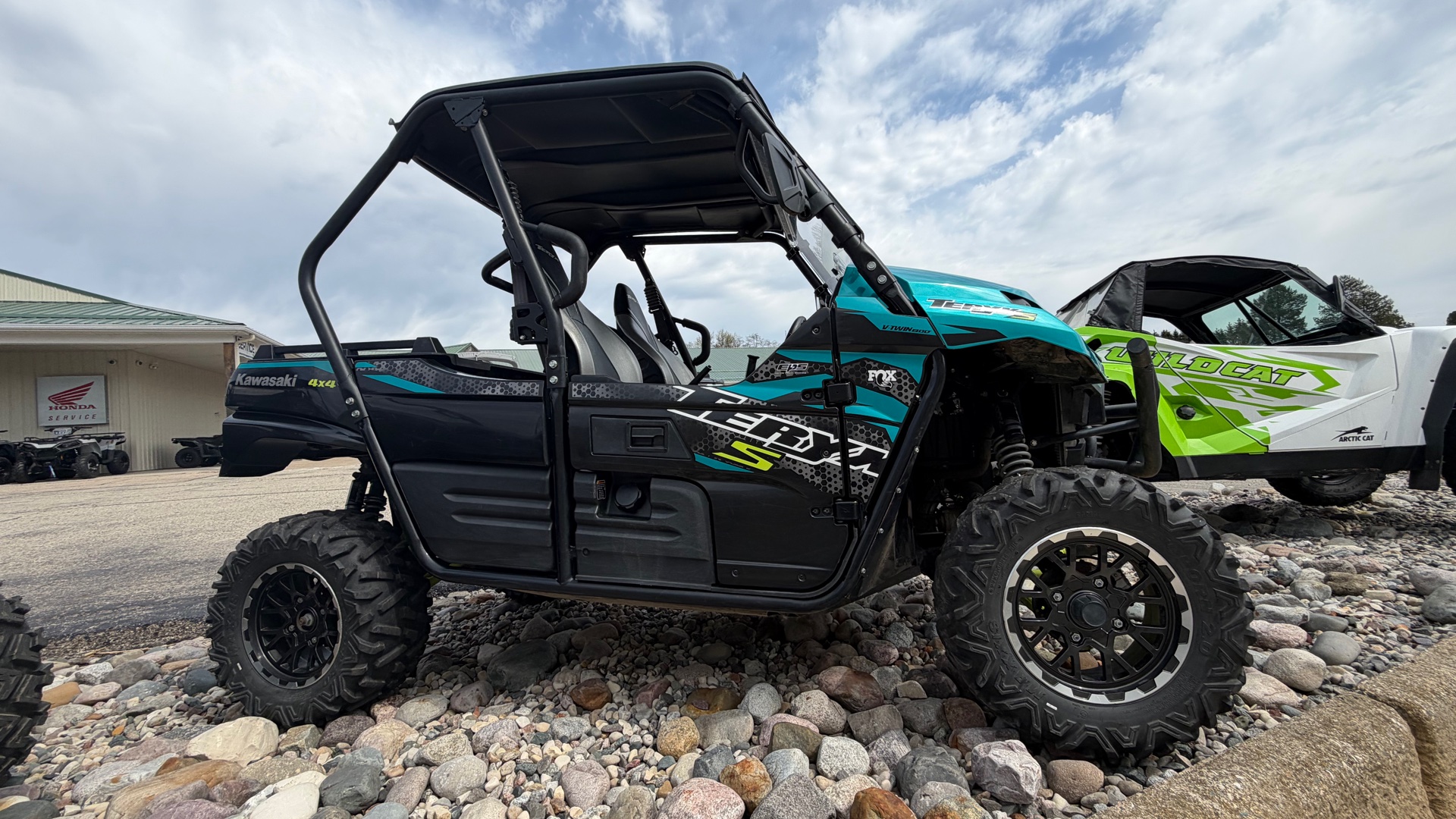 Used Kawasaki TERYX S LE 2023 for sale in Wyoming, Michigan