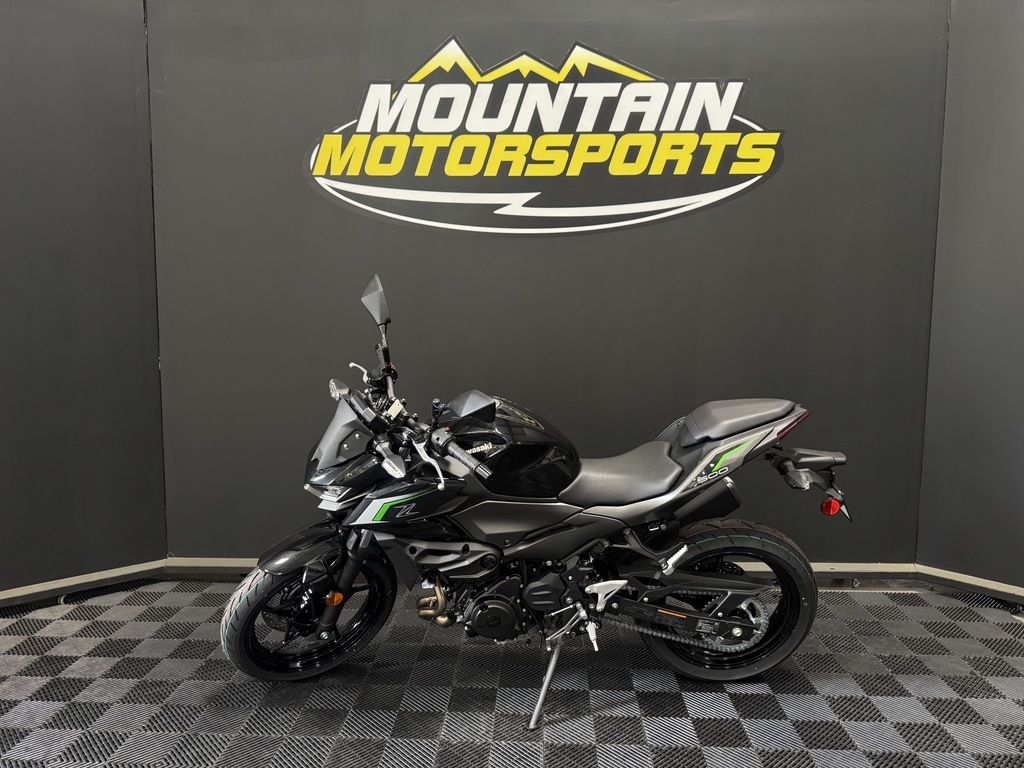Used Kawasaki Ninja ZX6R 40th Anniversary Edition ABS 2024 for
