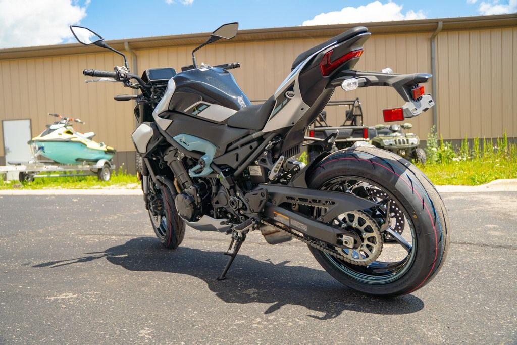 New Kawasaki Z900 ABS Galaxy SilverMetallic Spark Black 2025 for