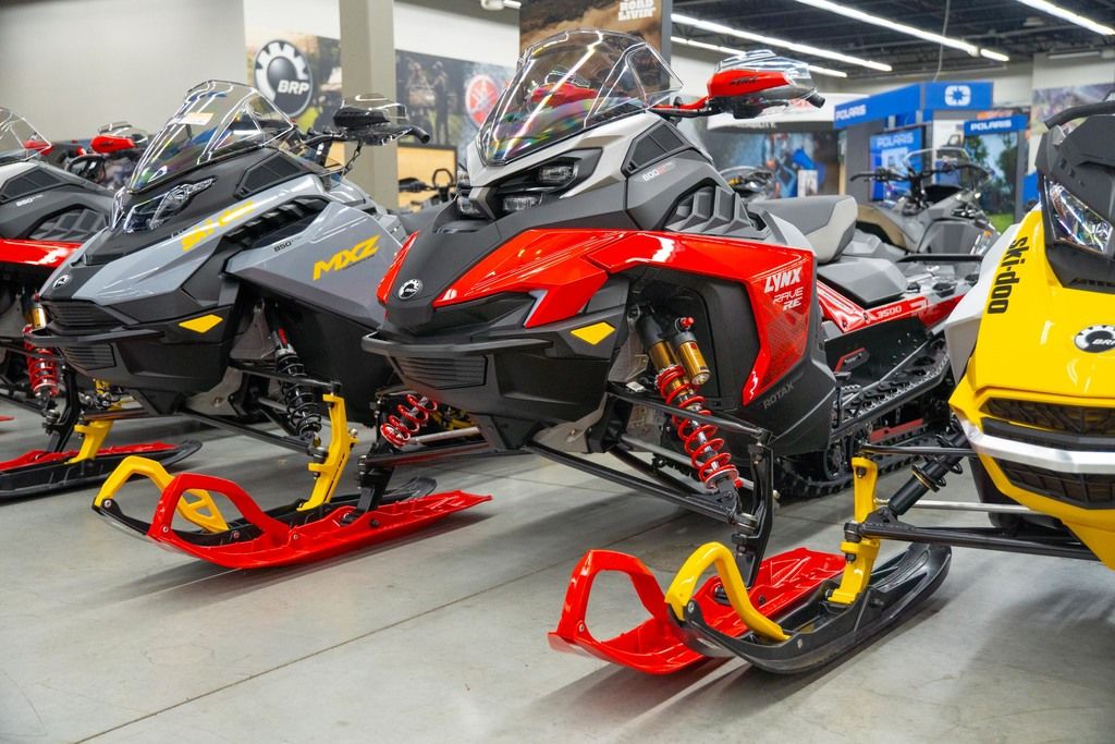 New Lynx® Rave RE 600R ETEC1025in 2026 for sale in Waukesha