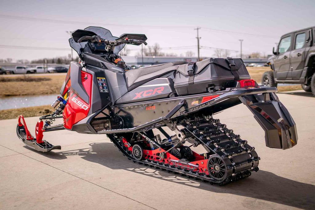 New Polaris® 650 INDY XCR 129 Premium Indy Red Pearl White
