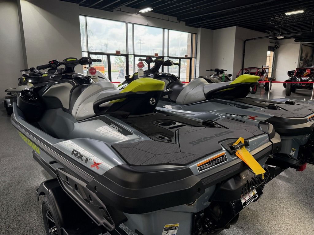New Sea-Doo RXT X 325 METALGREEN TRAILER PACKAGE 2025 for sale in