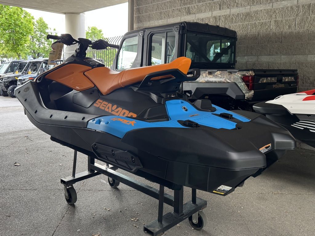 New Sea-Doo SparkTrixx for 3 Rotax 900 ACE 90 iBR and Audio 2025