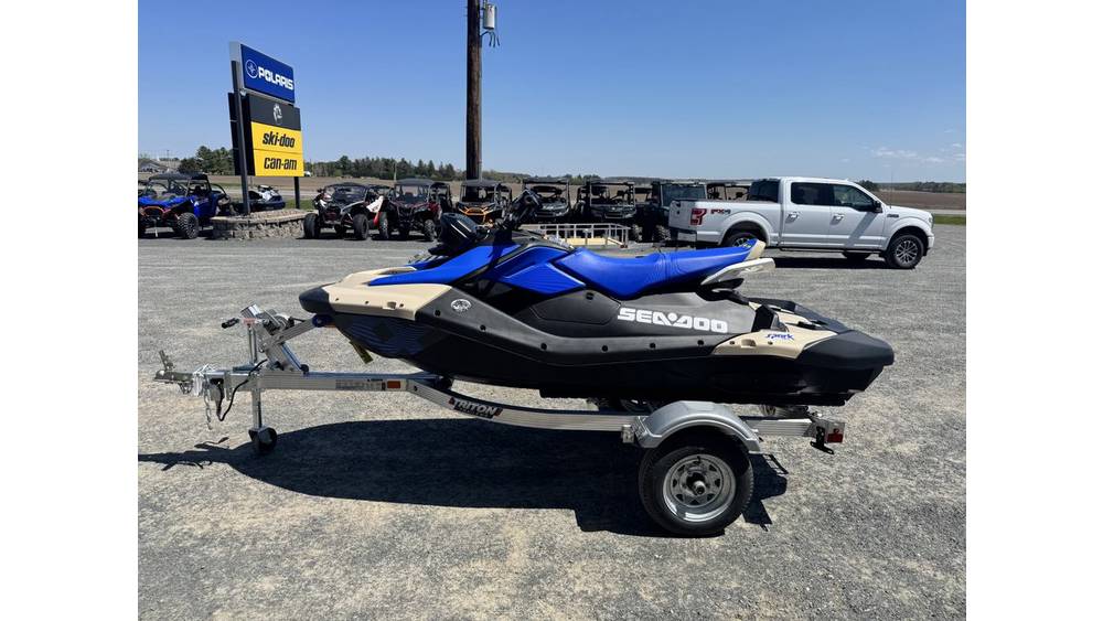 New SeaDoo SPARK 3UP TRIXX 90 WITH SOUND SYSTEM 2025 for sale in