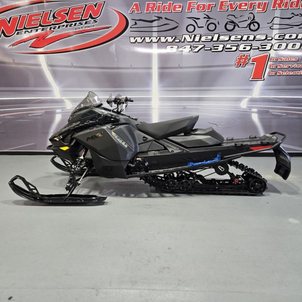 ski-doo-mxz-adrenaline-600r-