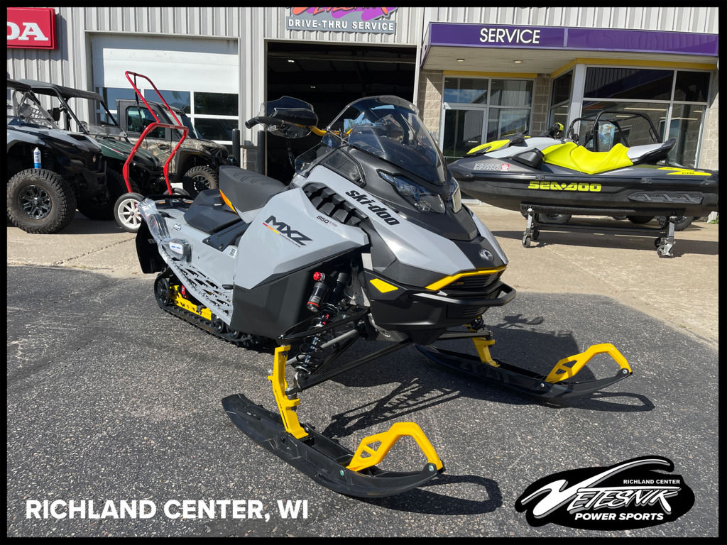 New Ski-Doo MXZ Adrenaline with Blizzard Package 850 ETEC 129 Ice