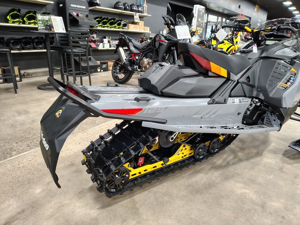 New Ski-Doo MXZ Adrenaline with Blizzard Package 850 ETEC 129 Ice